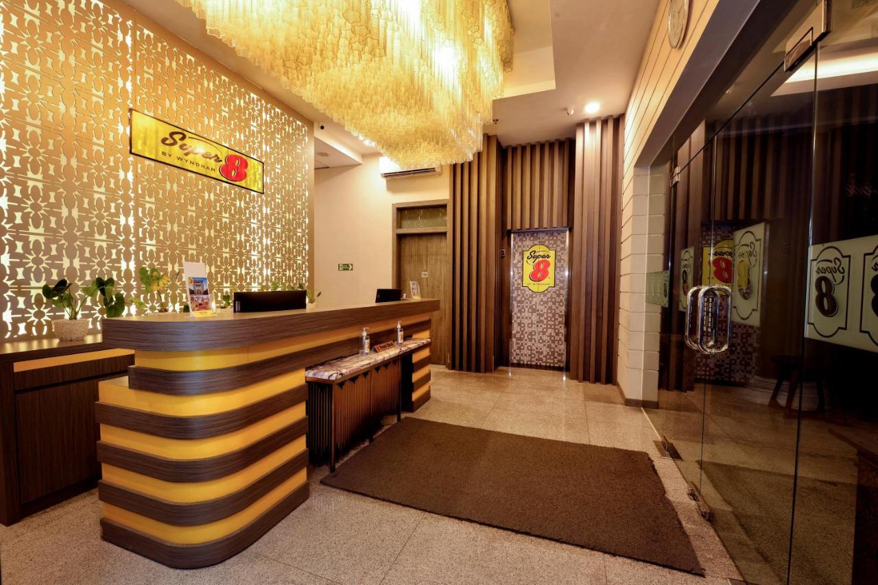 Hotel Super 8 By Wyndham Solo Exteriér fotografie